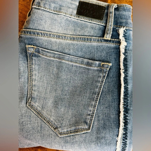 Dear John Denim Skinny Jeans with Raw Hem and Trim - Size 25 - Picture 14 of 15